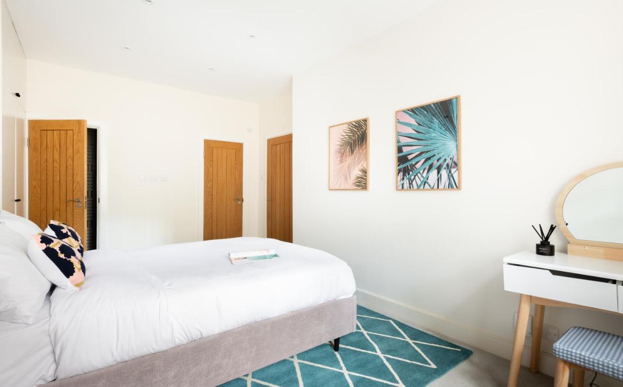 ロンドンThe Chelsea Arms - Bright 3Bdr With Garden & Private Parkingアパートメント エクステリア 写真